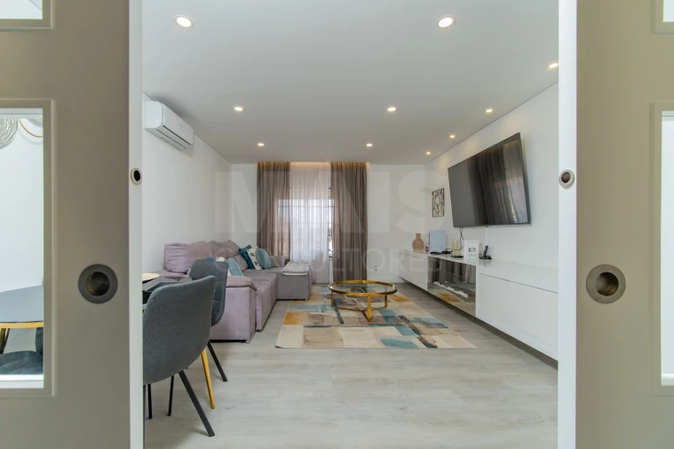 Apartamento T4 para Venda em Samora Correia Foto 8