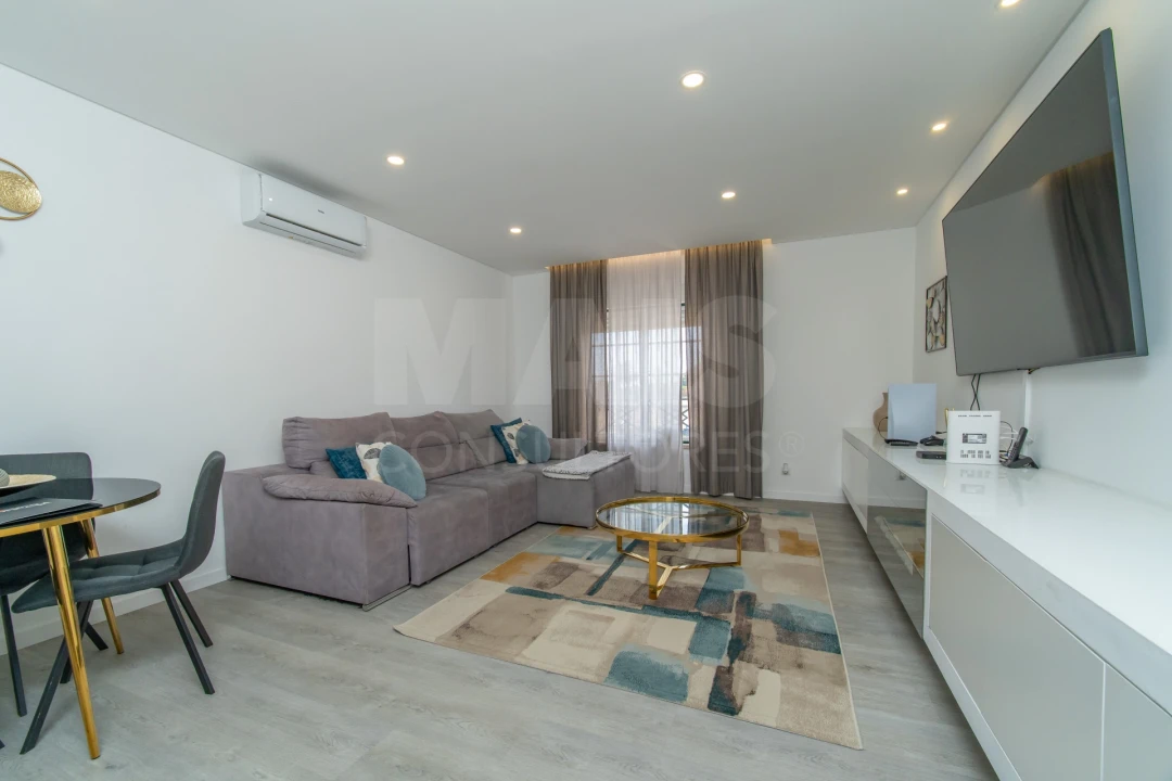 Apartamento T4 para Venda em Samora Correia Foto 10