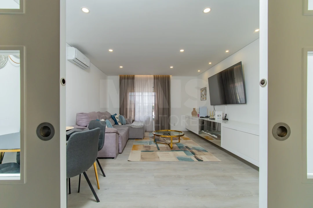 Apartamento T4 para Venda em Samora Correia Foto 8