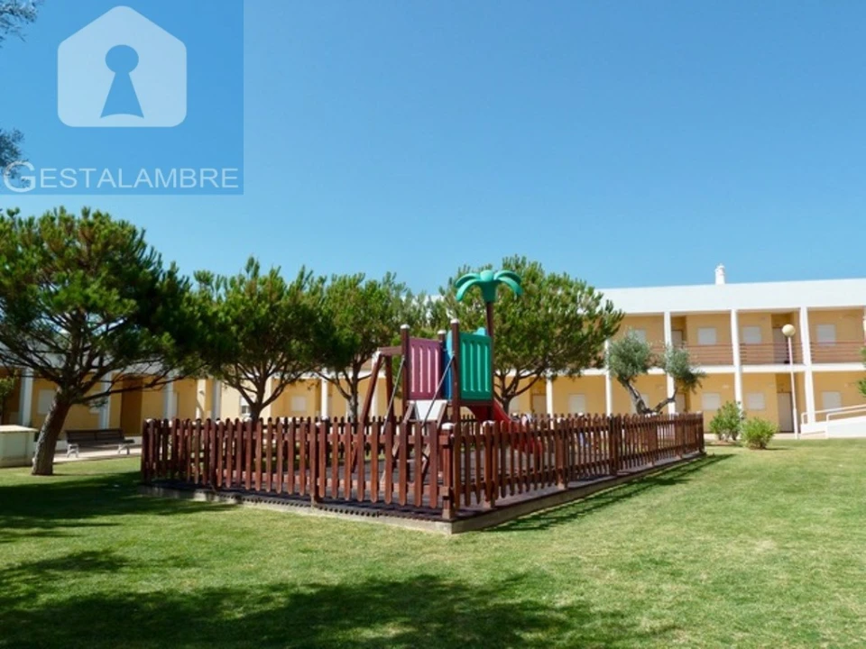 Apartamento T2 para Venda em Guia Foto 4