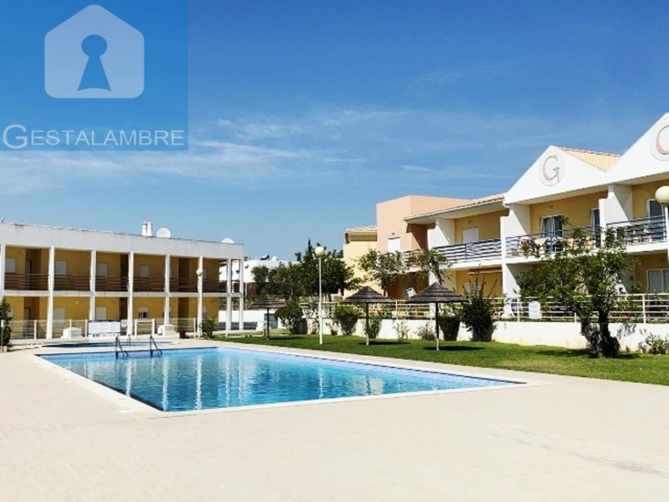 Apartamento T2 para Venda em Guia Foto 1