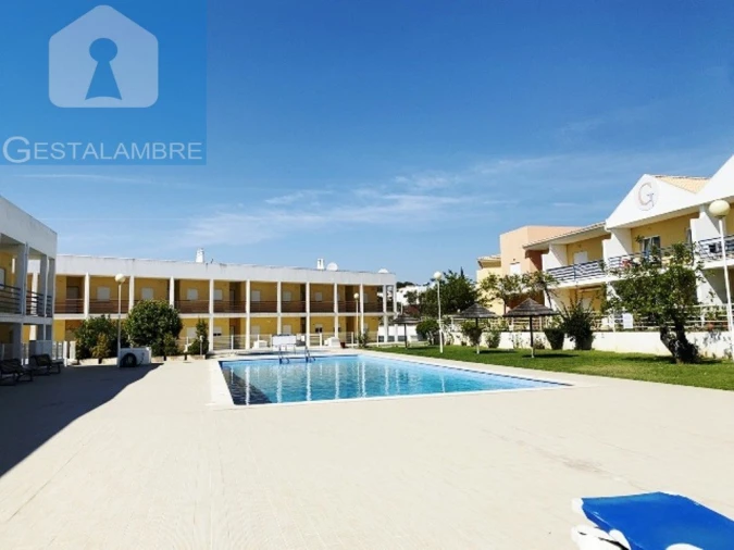 Apartamento T2 para Venda em Guia Foto 2