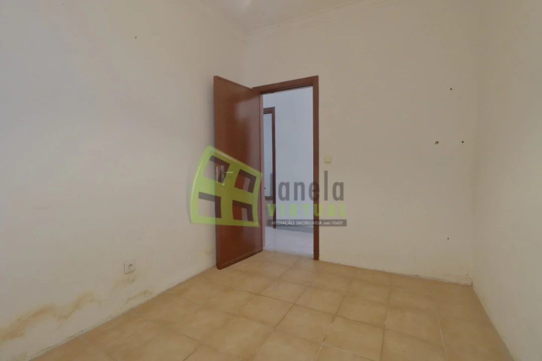 Moradia T3 para Venda em Quinta do Conde Foto 7