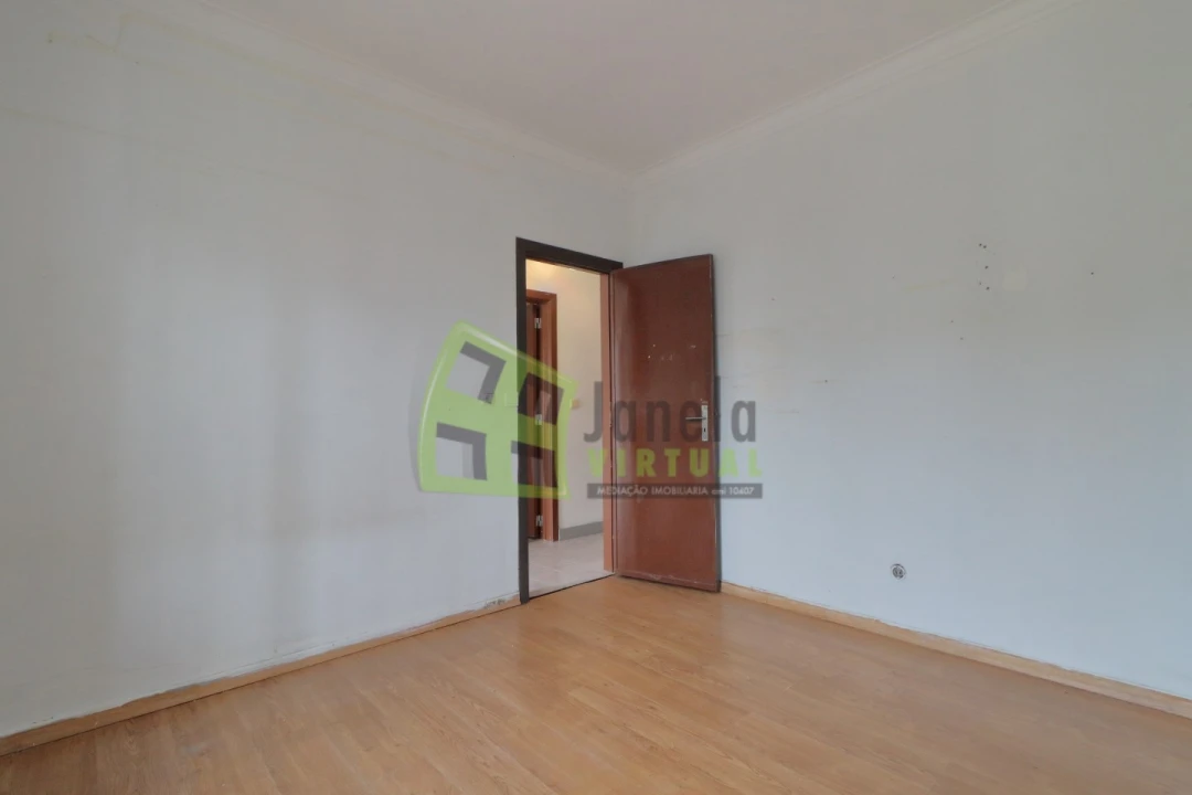 Moradia T3 para Venda em Quinta do Conde Foto 15