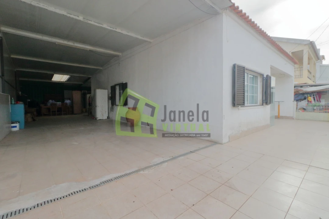 Moradia T3 para Venda em Quinta do Conde Foto 16