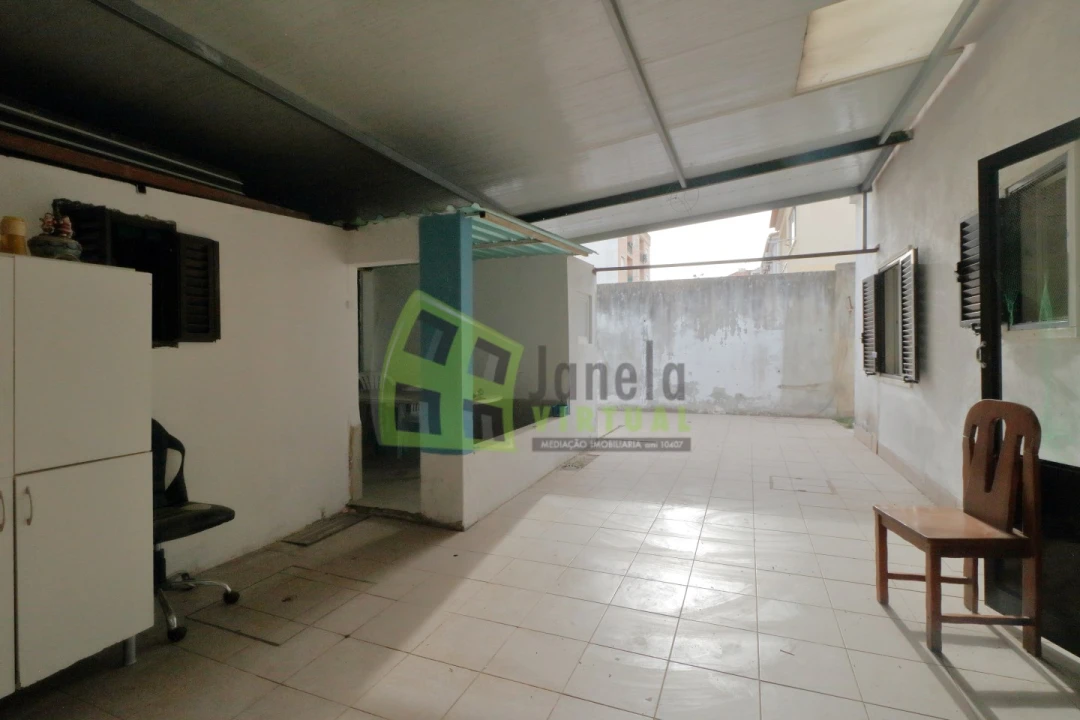 Moradia T3 para Venda em Quinta do Conde Foto 18