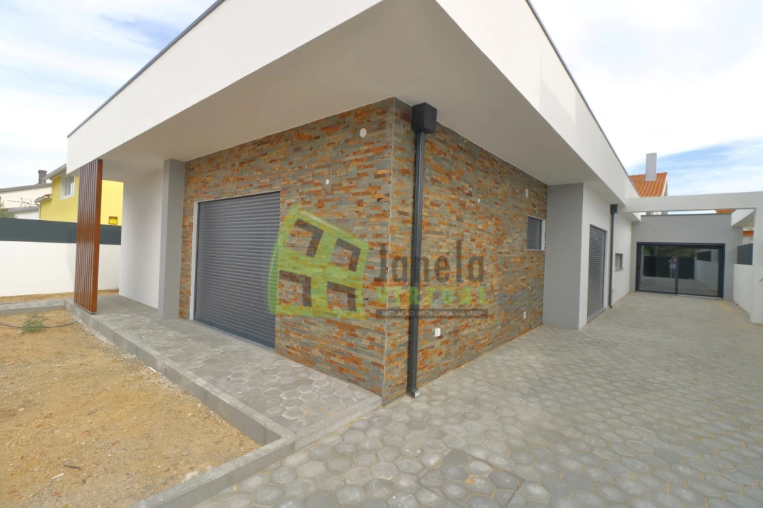 Moradia T3 para Venda em Fernao Ferro Foto 31