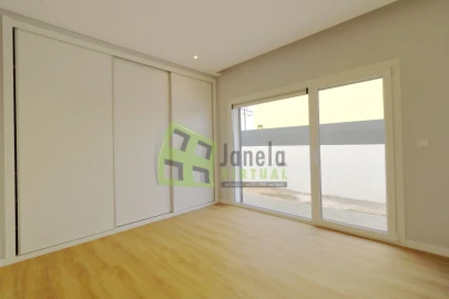 Moradia T3 para Venda em Fernao Ferro