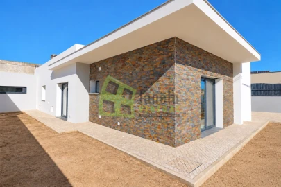 Moradia T3 para Venda em Fernao Ferro