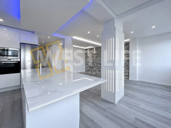Apartamento T2 para Venda em Carnaxide e Queijas Foto 5