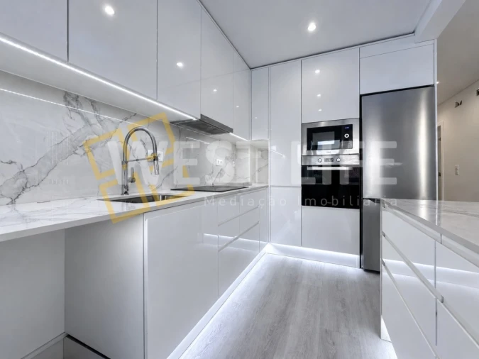 Apartamento T2 para Venda em Carnaxide e Queijas Foto 8