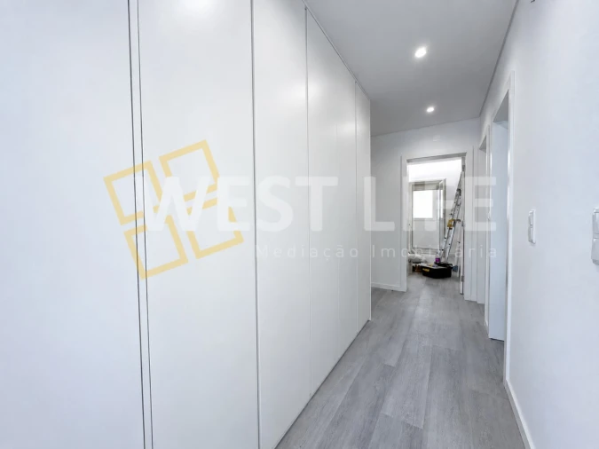 Apartamento T2 para Venda em Carnaxide e Queijas Foto 11