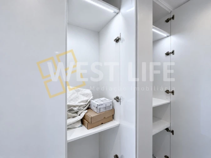 Apartamento T2 para Venda em Carnaxide e Queijas Foto 15
