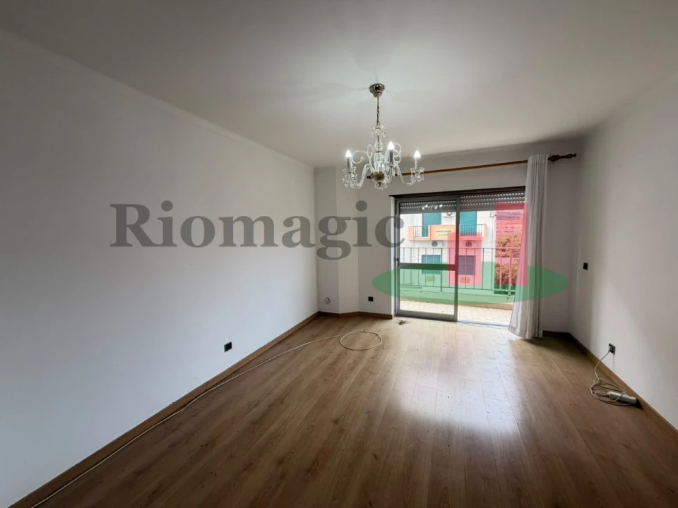 Apartamento T1 para Venda em Rio Maior Foto 8
