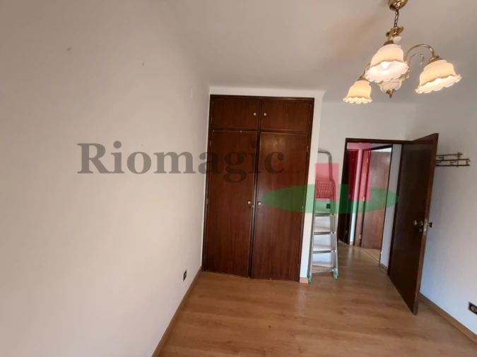 Apartamento T1 para Venda em Rio Maior Foto 11