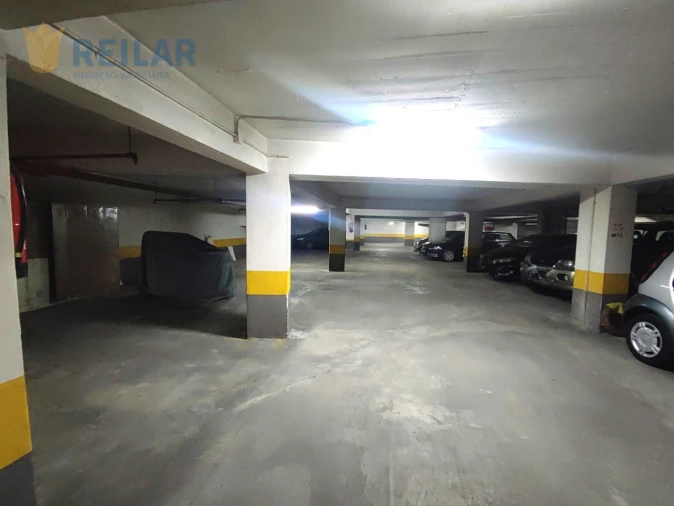 Negócio para Venda em Parque das Nações Foto 3