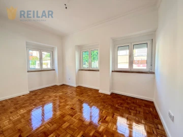 Apartamento T2 para Arrendamento em Moscavide e Portela