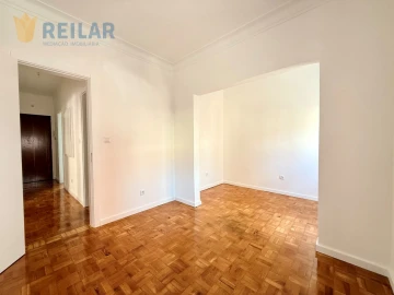 Apartamento T2 para Arrendamento em Moscavide e Portela