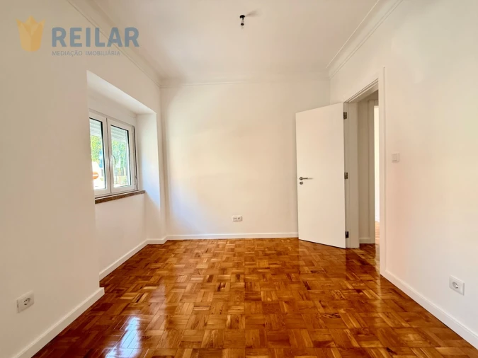 Apartamento T2 para Arrendamento em Moscavide e Portela Foto 18