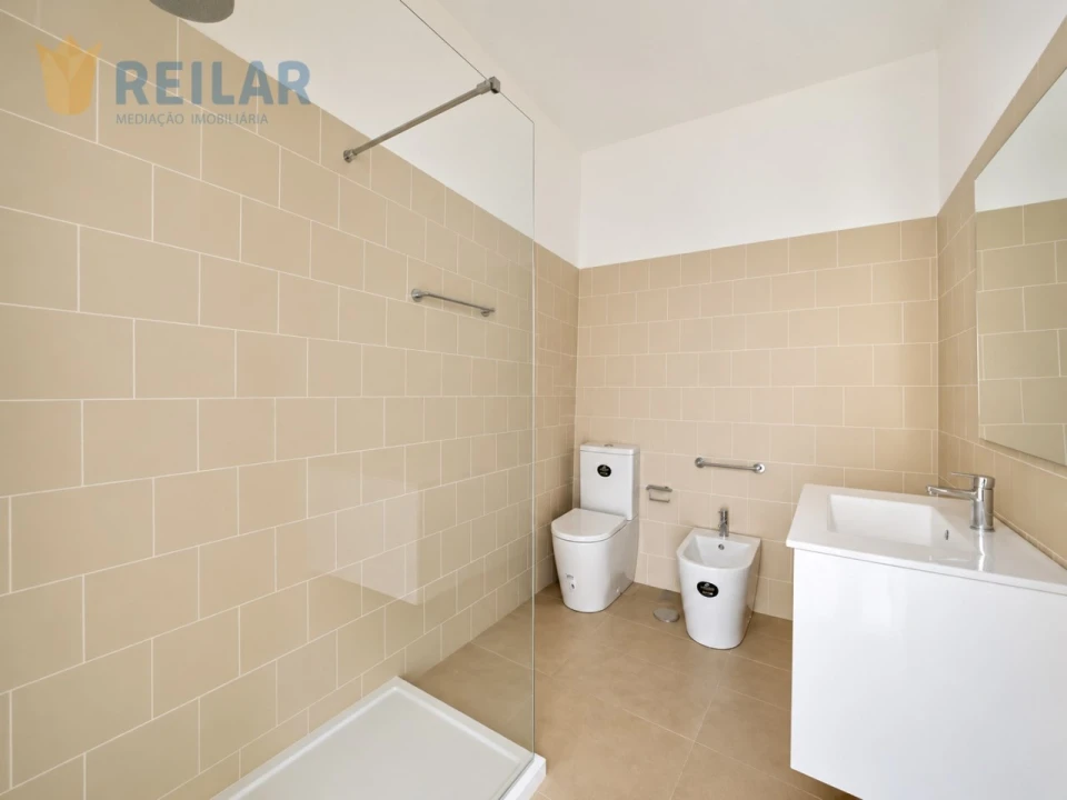 Apartamento T1 para Arrendamento em Moscavide e Portela Foto 15