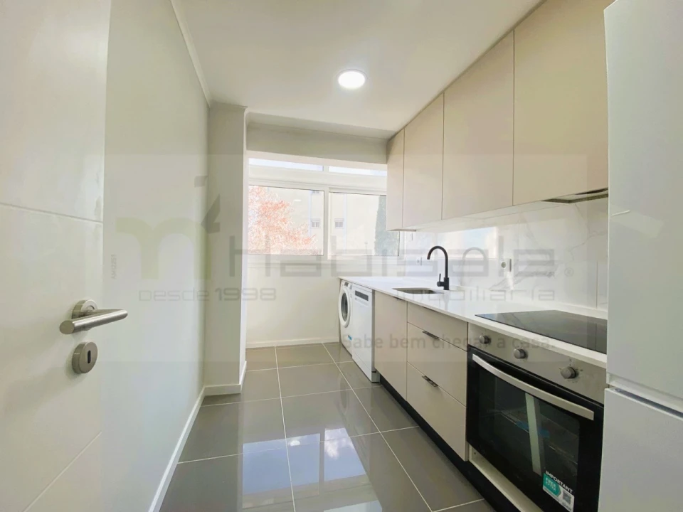 Apartamento T2 para Venda em Mina de Água Foto 8