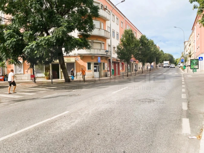 Apartamento T2 para Venda em Mina de Água Foto 3