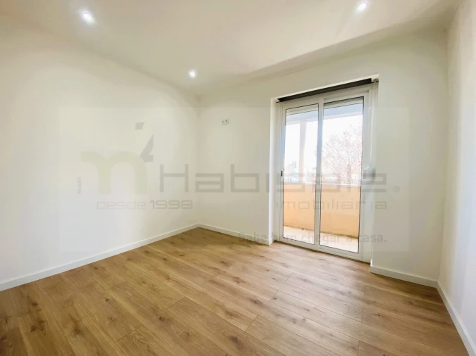 Apartamento T2 para Venda em Mina de Água Foto 12