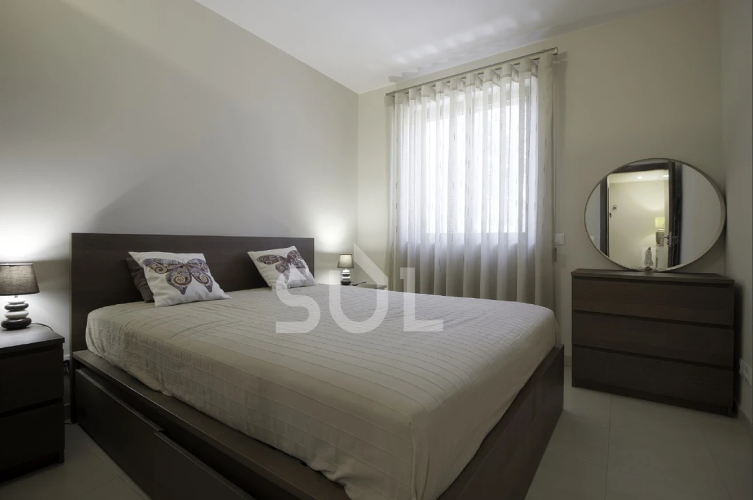 Apartamento T2 para Venda em Portimão Foto 12