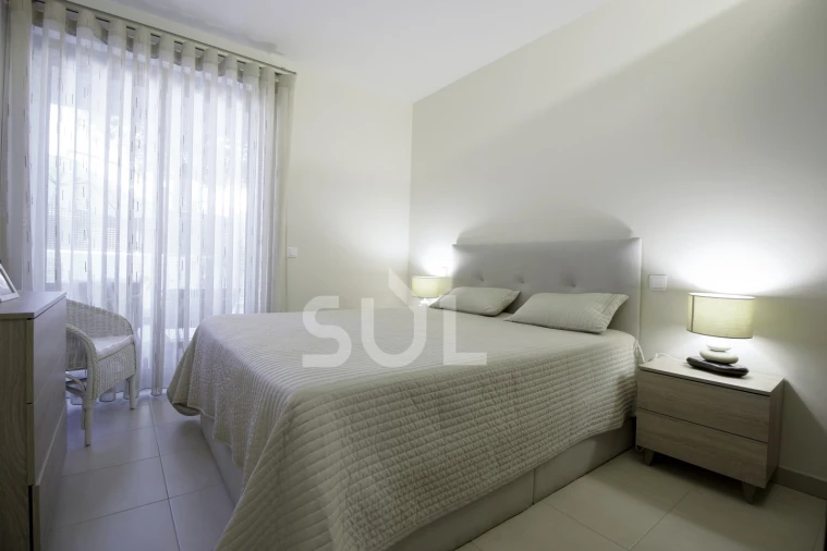 Apartamento T2 para Venda em Portimão Foto 11
