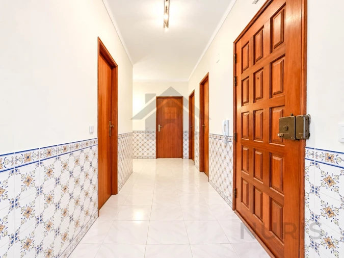 Apartamento T3 para Venda em Portimão Foto 18