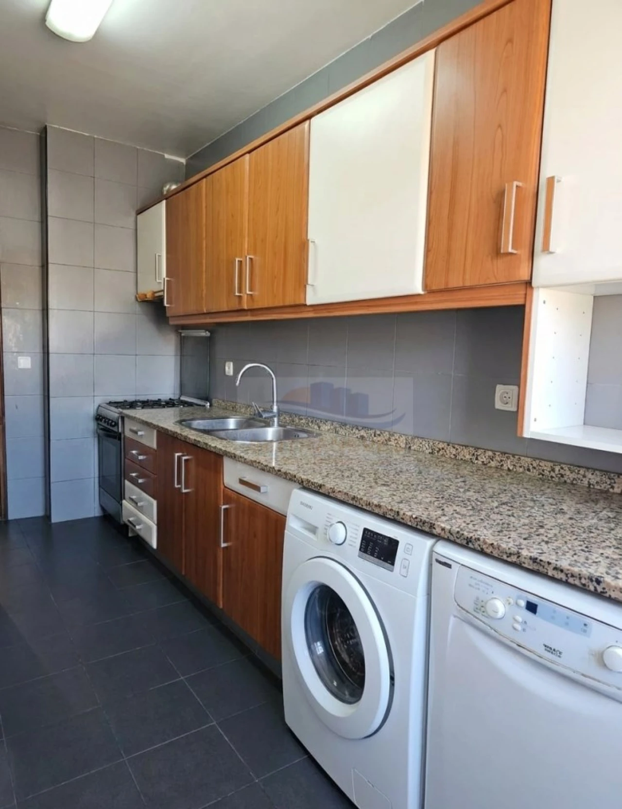 Apartamento T3 para Venda em Venteira Foto 12