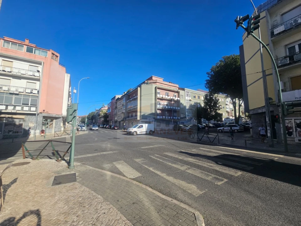 Apartamento T3 para Venda em Venteira Foto 14