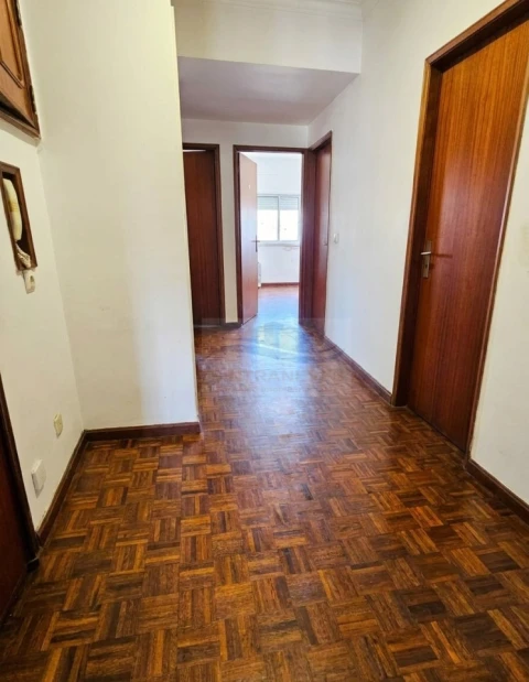 Apartamento T3 para Venda em Venteira