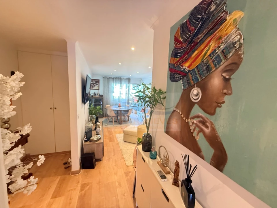 Apartamento T2 para Venda em Oeiras e São Julião da Barra, Paço de Arcos e Caxias Foto 1