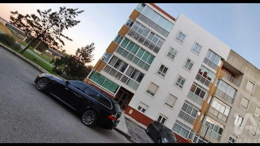Apartamento T2 para Venda em Queluz e Belas