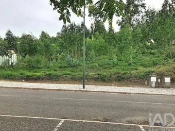 Terreno para Venda em Queluz e Belas