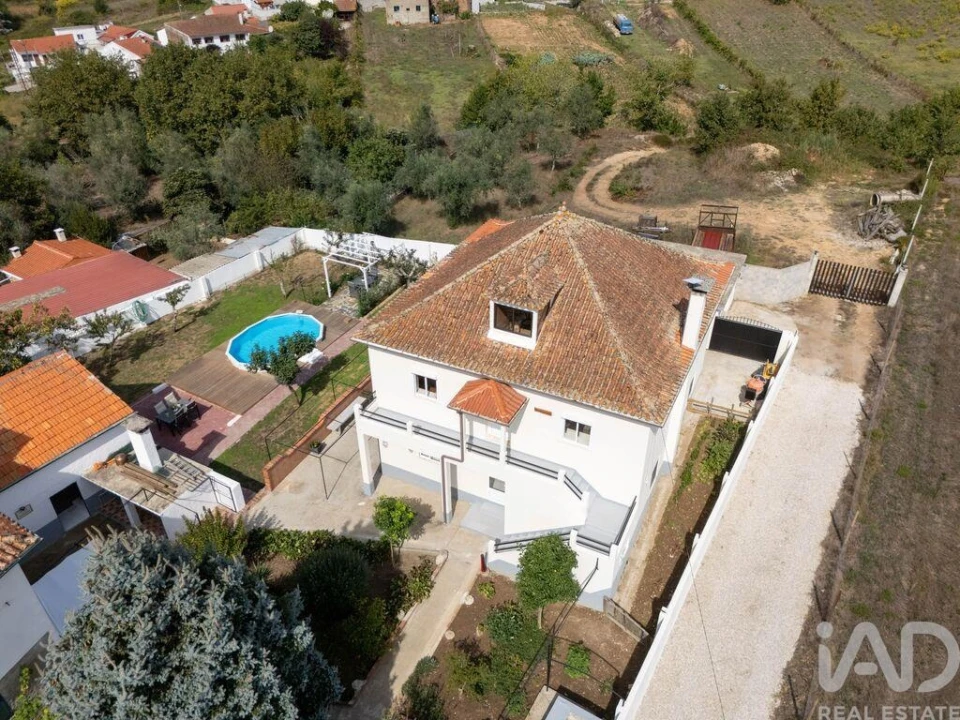 Moradia T6 para Venda em Mouronho Foto 2
