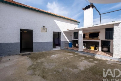 Moradia T6 para Venda em Mouronho