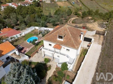 Moradia T6 para Venda em Mouronho