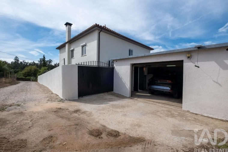 Moradia T6 para Venda em Mouronho Foto 32