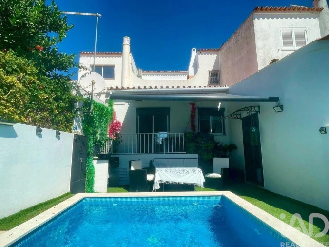 Moradia T3 para Venda em Albufeira e Olhos de Água Foto 2