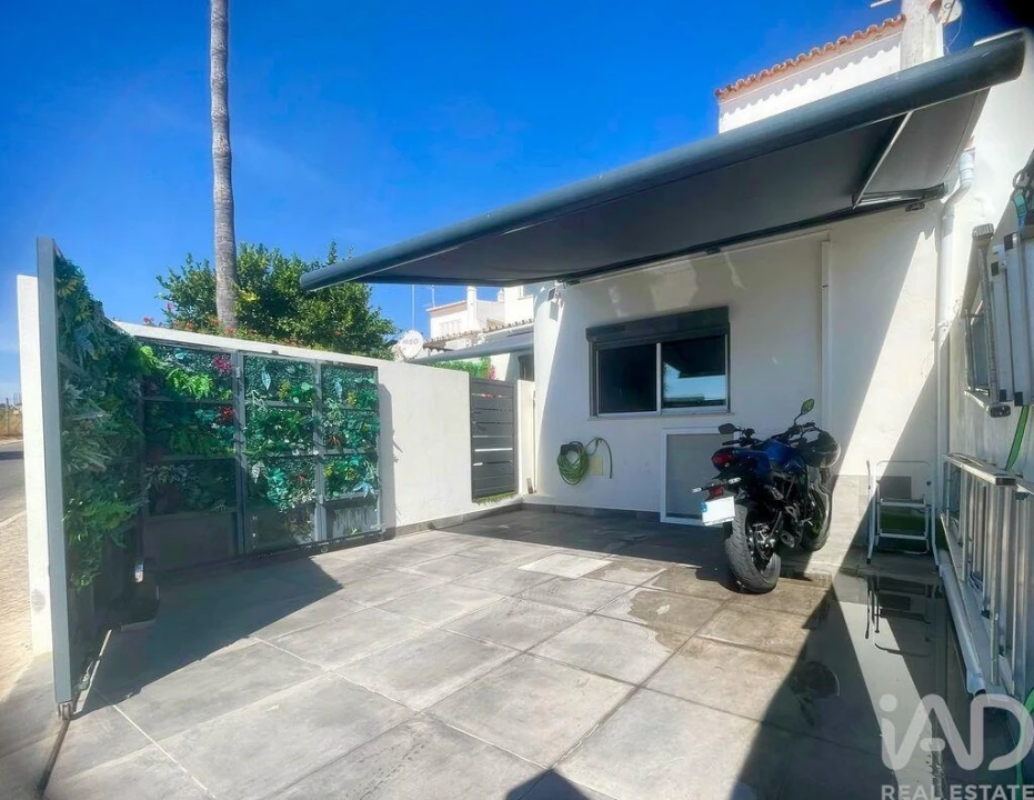 Moradia T3 para Venda em Albufeira e Olhos de Água Foto 21