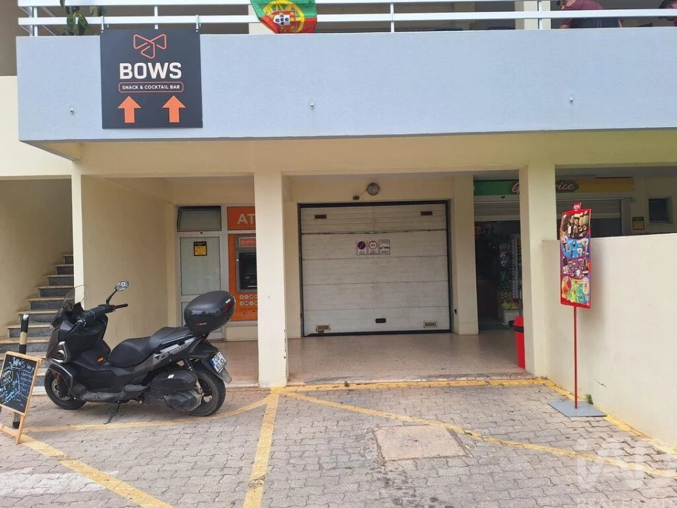 Garagem para Venda em Portimão Foto 1