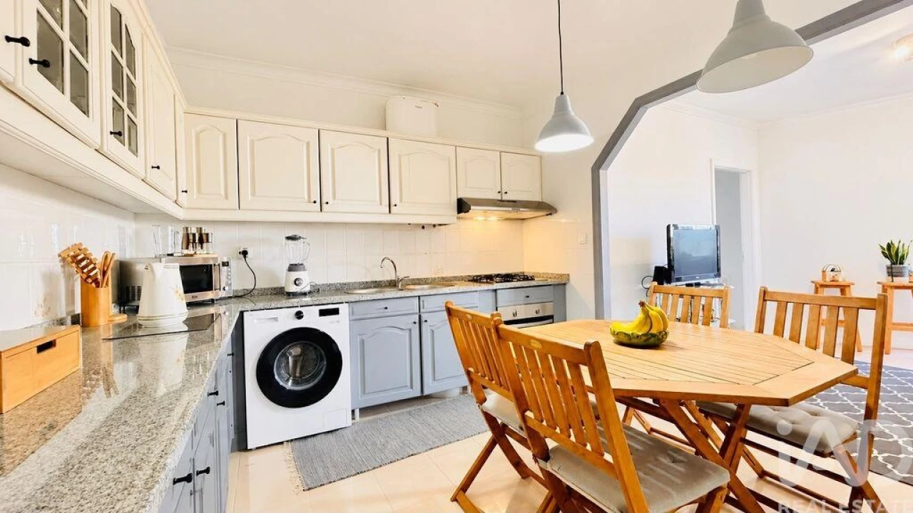Apartamento T1 para Venda em Chafe Foto 3