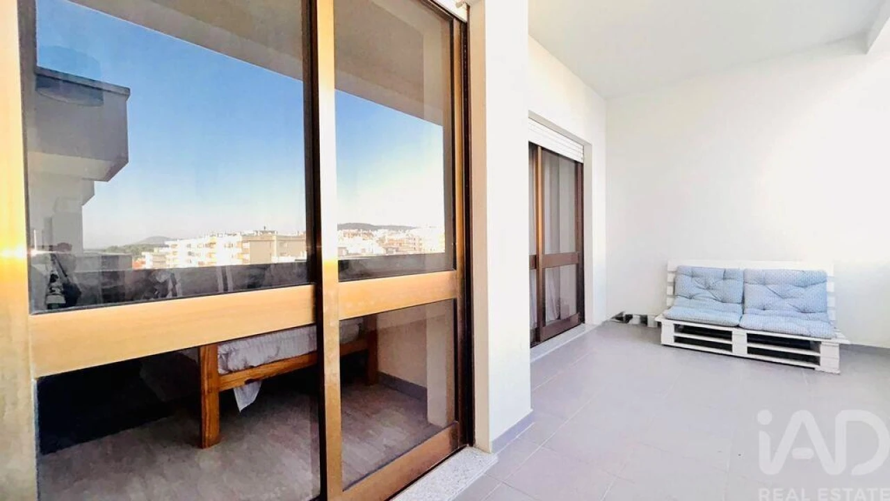 Apartamento T1 para Venda em Chafe Foto 17