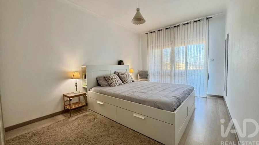 Apartamento T1 para Venda em Chafe Foto 12