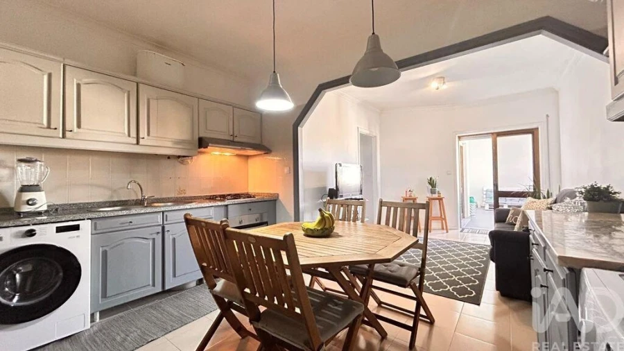 Apartamento T1 para Venda em Chafe Foto 4