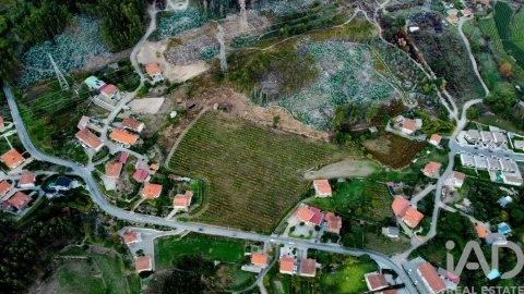 Terreno para Venda em Guilhufe e Urrô