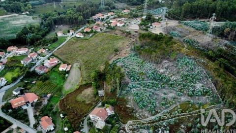 Terreno para Venda em Guilhufe e Urrô