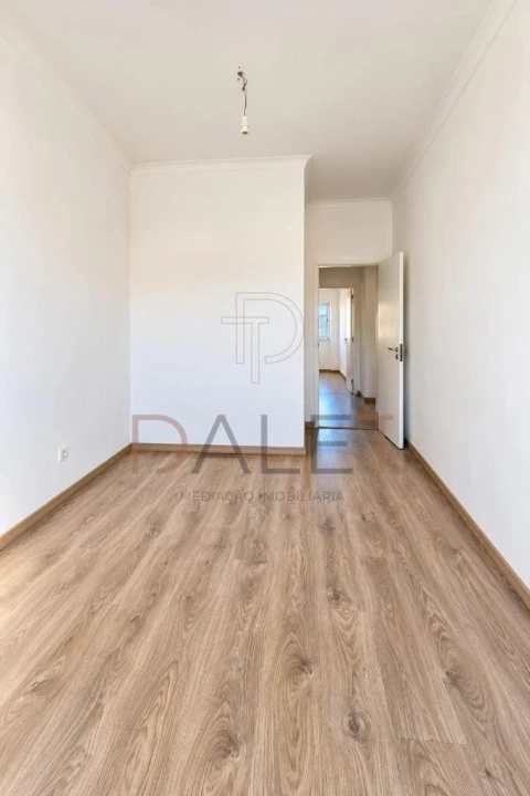 Apartamento T3 para Venda em Alto do Seixalinho, Santo André e Verderena